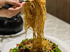 金丝乳鸽-琬苑鸽庄·川粤融合菜(解放碑总店)