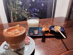 -默迹咖啡馆