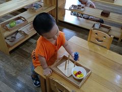 -瑞恩宝感统训练·语言提升·蒙氏托育中心