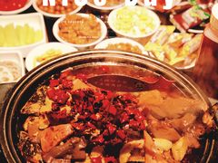 -辣尚瘾·烤鱼·新川菜(交大直营店)