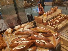 -Dough&Joe团憩(瑞虹天地月亮湾店)