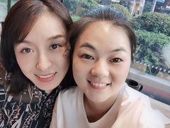 -星巴克臻选(上海合生汇1F店)