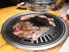 -唯成•韩国炭火烤肉 유성고기