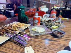 -蚝堡海鲜·威海菜·海肠捞饭·烧烤·亚洲吃蚝公司(幸福门店)