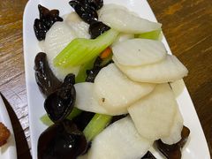 香芹木耳炒山药-熠盛粤味·顺德桑拿鸡(永康路店)
