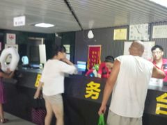 -武钢体育中心恒温游泳馆