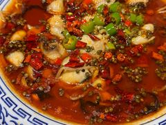 -东来菜馆•手抓海鲜家常菜•海鲜锅贴(鸽子窝店)