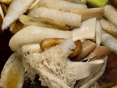 -天宜隆蘑菇宴火锅(石景山旗舰店)