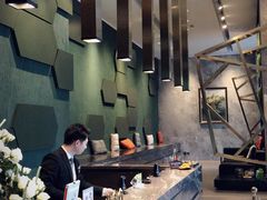 -和颐至尊酒店(上海徐家汇桂林公园地铁站店)