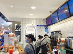 -CoCo都可(湖滨银泰店B区店)