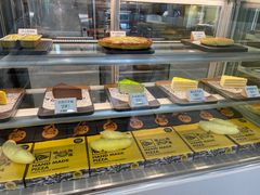 面包甜点陈列柜-猫王榴莲世家(三里屯SOHO商场店)