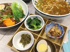 -康师傅私房牛肉面(马泉营奥莱店)