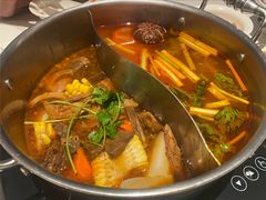 特色锅底-牛焱·贵州黄牛肉火锅(城西银泰店)