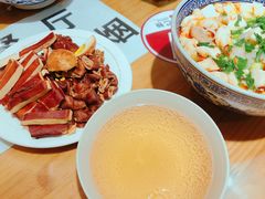梆梆肉-天发芽·何记葫芦头泡馍·老字号(小南门店)
