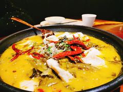 -罗氏十三活虾餐厅(光谷K11购物艺术中心店)