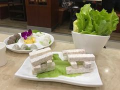 -墨脱石锅椰子鸡•香草鸭•东山羊(大东海店)