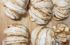 Ancient Method Steamed Flower Bun