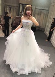 蓬蓬-南京宝娜嫁衣婚纱礼服馆(中央路店)