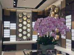 -LensCrafters亮视点·OAKLEY精选(静安嘉里中心店)