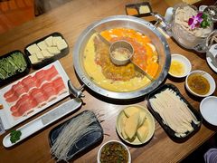 -佬土鹅肠火锅(解放路店)