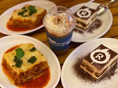 -城市大道红炉披萨烘焙坊