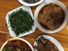 -山里人家土菜馆(茅山店)
