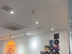 -花夏之音·成人音乐空间(滨江龙湖天街店)