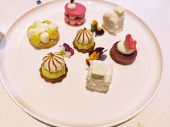 -AZUR聚(香格里拉饭店)