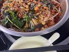 -周良天山牛杂城(天山路总店)