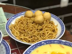 -赵记传承特色牛奶甜品(泉城广场店)