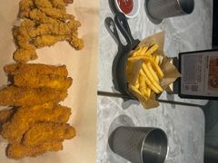 -必胜客(上海新南方商城PH店)