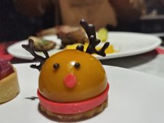 -锦厨国际自助餐厅 · 云端景观 (昆明索菲特大酒店)