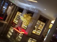 -温莎KTV(珠江路店)