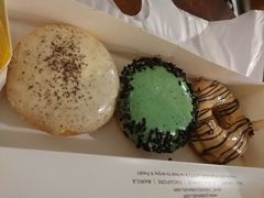 牛油果甜甜圈-J.CO Donuts & Coffee(Mal Bali Galeria)