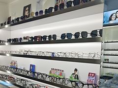 -视野联行眼镜·蔡司·尼康战略合作店(城西银泰店)