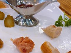 -汽车博物馆主题餐厅