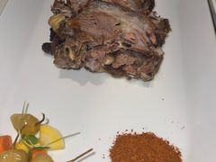 和田焖烤羊腿-丝路有约·优雅新疆菜(万宴城店)