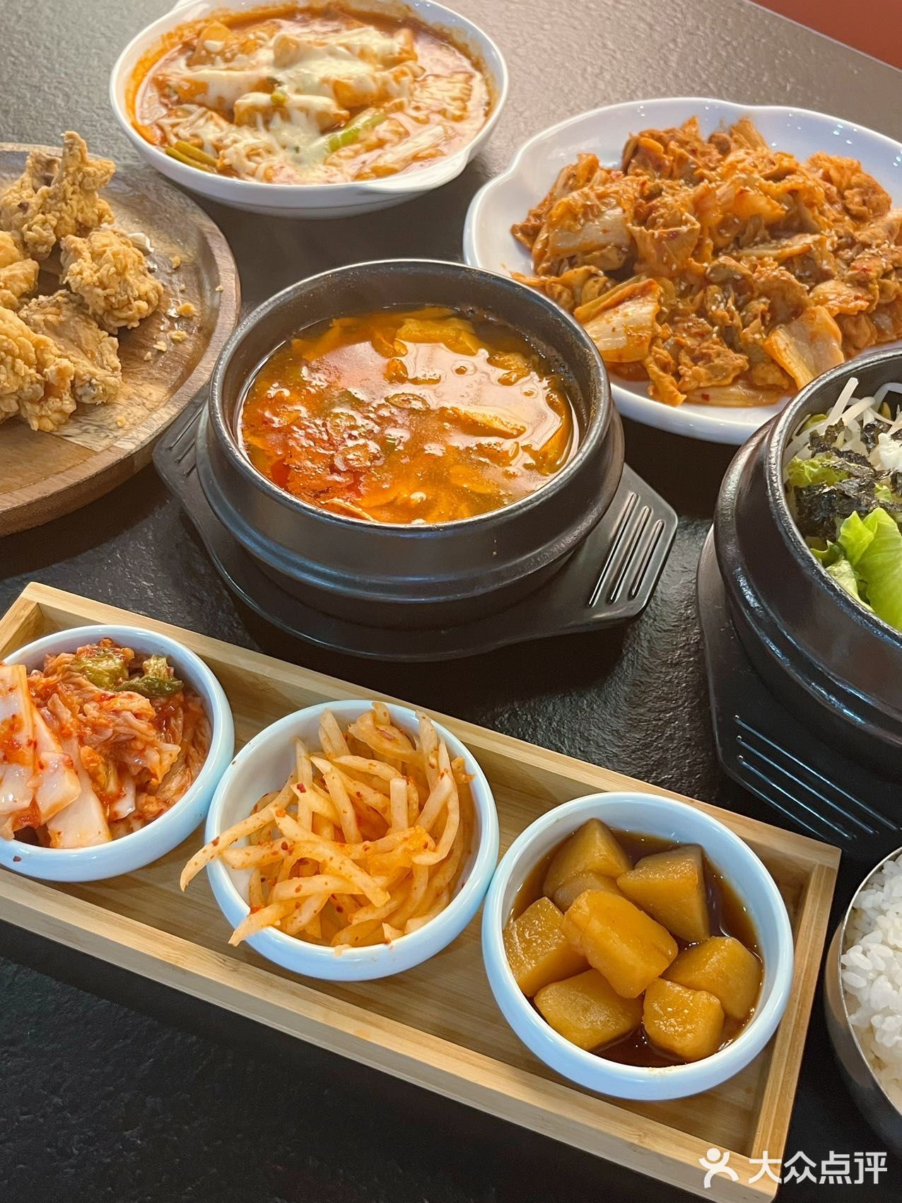 韩国料理的美味之旅——挖掘火炬园店的宝藏