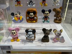 -泡泡玛特POPMART(侨福芳草地店)