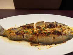 剁椒豆豉蒸翘嘴鱼-书湘门地·中国十佳湘菜(西苑店)