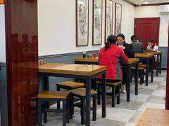 大堂-门框胡同百年卤煮(新街口店)