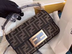 -小飞侠奢侈品回收 寄卖 养护(宝山宝龙广场店)