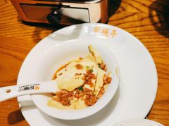 -爱碗亭·鲜炒湖南菜(壹城中心店)