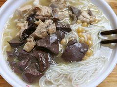 -文山荷鲜居(翠湖店)