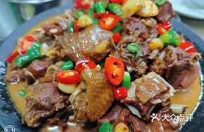 Stewed Wild Chicken with Rural Flavor