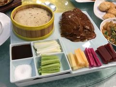 -六和聚传统烤鸭.天津菜(和平店)