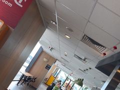 -麦当劳(三亚凤凰机场店)