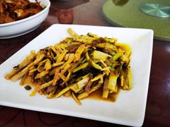 -天目湖刘老四农庄