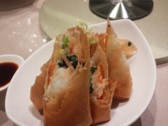 烟三文鱼虾仁脆脆春卷-陶陶居海鲜酒家(新马路店)