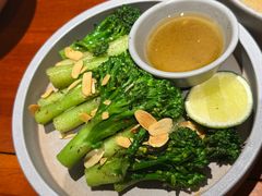 烤西兰花苔-SHAN山(前滩太古里店)
